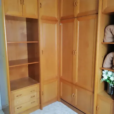 Bright With 2 Bedrooms In Hotel